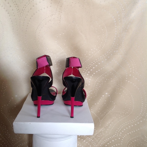 BCBG Pink and Black Heels - Picture 4 of 4